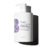 Briogeo Curl Charisma: bouteille pompe facilitant l’application et la répartition sur les cheveux.