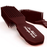Brosse démêlante Maroon par Felicia Leatherwood, vue produit, démêlage en douceur.
