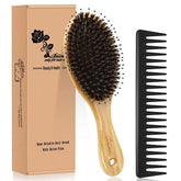 Bsisme brosse en bambou ovale pour démêlage en douceur.
