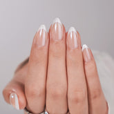 BTArtbox ongles à pointe française blancs amande moyen, allure élégante et naturelle.