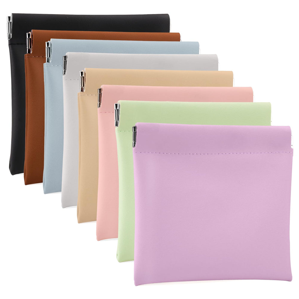 Pochette BUSOHA avec fermeture pression, accès rapide.