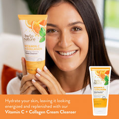 Texture crème du nettoyant visage, nourrissante et douce.