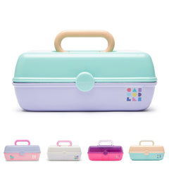 Caboodles Pretty in Petite étui maquillage vert d'eau et lavande, rangement compact et élégant.