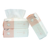 Careboree-tissu-visage-seche-epais offre un emballage pratique pour voyage.