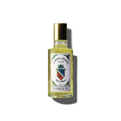 Caswell-Massey Number Six: Bouteille au cap doré pour une expérience de rasage raffinée