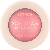 Catrice Soft Glam Baked Blush Lumière Rosée: peau lumineuse et fraiche