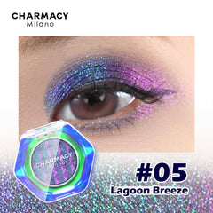 CHARMACY Multichrome: regard scintillant avec reflets changeants selon la lumière.
