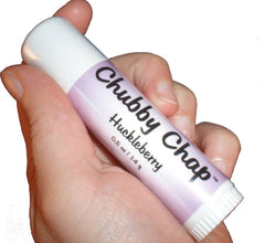 Baume à lèvres Chubby Chap au format très large, goût airelle sauvage, hydratation durable