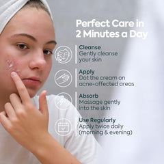 Application locale sur bouton avec Crème Clasy Care Acne visage.