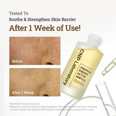 Texture crèmeuse du sérum CNP Honey Glow prête pour l'application hydratante.