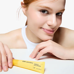Embout gel élégant facilitant l application et une pose précise.