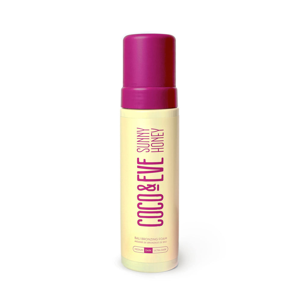 Coco & Eve Sunny Honey Bali, mousse bronzante, teint naturel et solaire dès l’application.