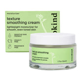 Cocokind Texture Smoothing Cream sur bouteille, hydratation légère pour le visage.