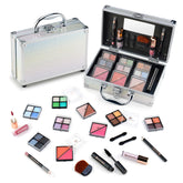 Color Nymph kit-maquillage débutant dans sa trousse pour commencer le maquillage en toute simplicité.