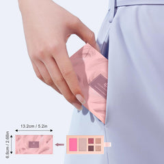 Color Nymph gloss lèvres et pinceau inclus pour application précise.