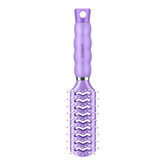 Conair Gel Grips brosse montrant le noyau ventilé pour un séchage uniforme.