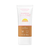 Flacon COVERGIRL Clean Fresh Blurring Skin Tint, peau lisse et naturelle.