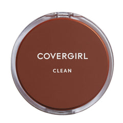 Covergirl Poudre Pressée Crème Naturelle, texture lisse prête à l'application.