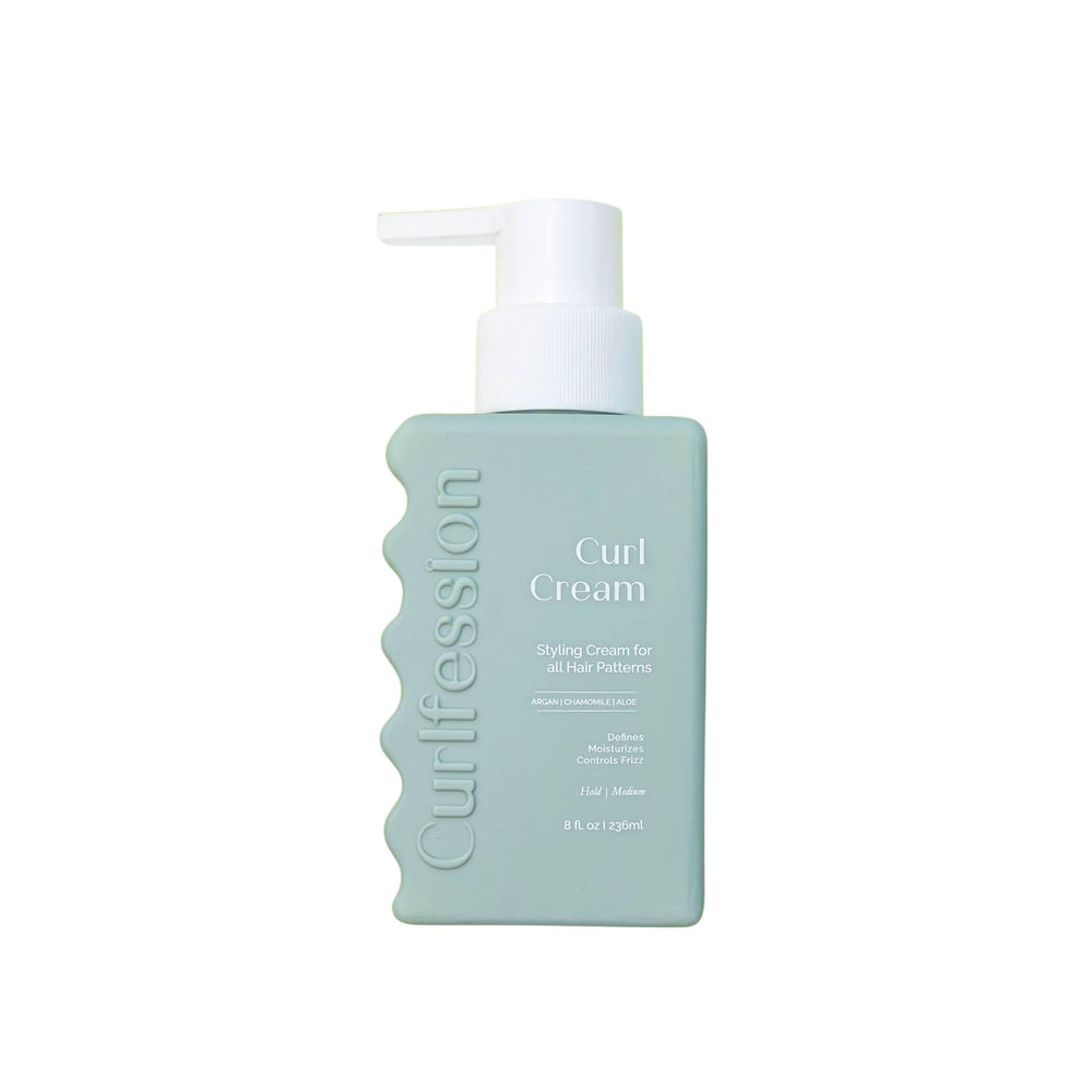 CurlFession Crème definissant les boucles pour un look naturel.
