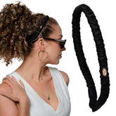 Bande de tête Curlfriend Collective Onyx en soie Mulberry pour cheveux bouclés, douceur et confort.