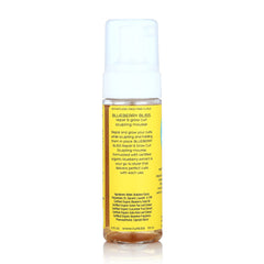 Volume et facilité de coiffage avec la mousse Blueberry Bliss