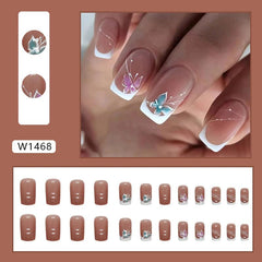 Curvlife colle ongles: fixation solide pour une tenue durable.