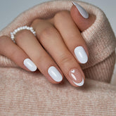 CurvLife ongles presse oval milky-nude avec cœur pour un look romantique immédiat