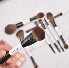 Daily Queen pinceau dual concealer, précision du contour.