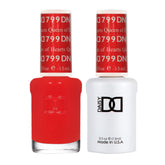 DAISY DND Queen of Hearts gel polish bottle for a long-lasting manicure