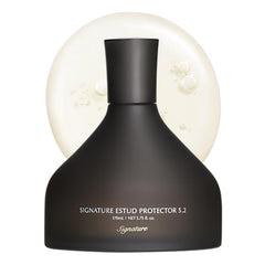 Sérum DEMAR 3 Signature ESTUD Protector dans une bouteille élégante, peau potentiellement plus lisse.