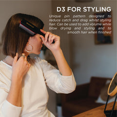 Denman D3, pad anti-statique et pins doux pour un fini lisse.