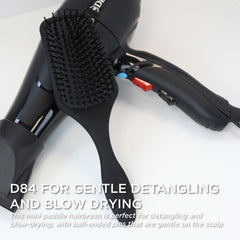 Denman D84 mini brosse séchage rapide pour brushing efficace.