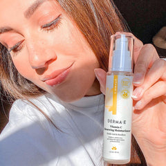 Avant et après l’utilisation de la crème Derma E vitamine C sur la peau.