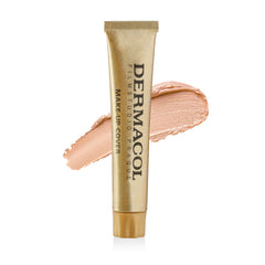Texture matte du fond Dermacol, application lisse et homogène