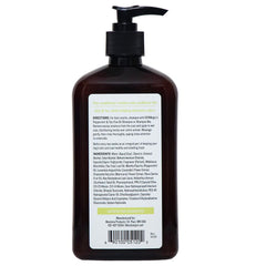 DERMagic shampoo menthe-poivree: mousse sur le poil, démêlage léger et fraîcheur.