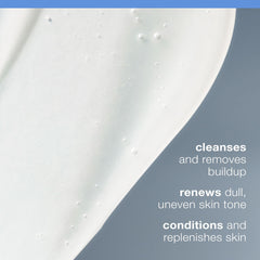 Application Visage avec Dermalogica Daily Glycolic Cleanser sur peau humide