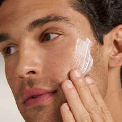 Dermalogica PowerBright vitamine C et E contre les agressions quotidiennes.