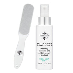 Dermasuri gommage-pieds-spray : exfolie en douceur pour des talons lisses et soignés.