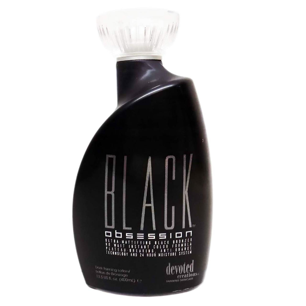 Devoted Creations Black Obsession – flacon bronzant noir, couleur immédiate et naturelle.