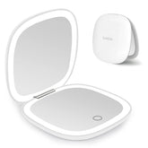 Miroir compact deweisn illuminé, facile à glisser dans le sac pour retouches rapides.