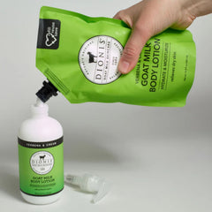 Dionis Lait de chèvre avec vitamines nourrissant la peau en douceur.