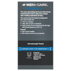 Application facile de Dove Men+Care Hydrate dans la routine quotidienne masculine.