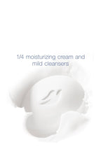 Dove savon en barre hydratant, détail crèmeux, mousse riche.