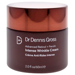 Crème anti-rides Dr Dennis Gross, texture onctueuse prête à être appliquée sur le visage.