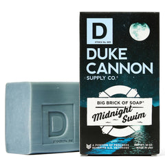 Savon Duke Cannon 10oz mousse riche pour peau d'homme hydratée.