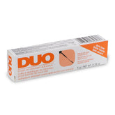 Colle DUO pour cils en bandes, application facile et rapide.