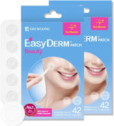 Patch hydrocolloïde DWEasyDerm sur le visage, soin ciblé des boutons.