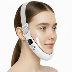 Dyews appareil double menton en action pour un massage ciblé du visage.