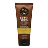 Earthly Body Lotion main-bouteille : hydratation légère pour mains et corps.