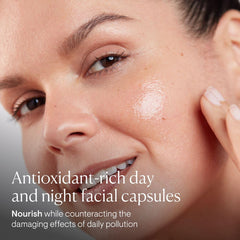 ELEMIS Skin Bliss Capsules ouverture facile libérant des huiles antioxydantes